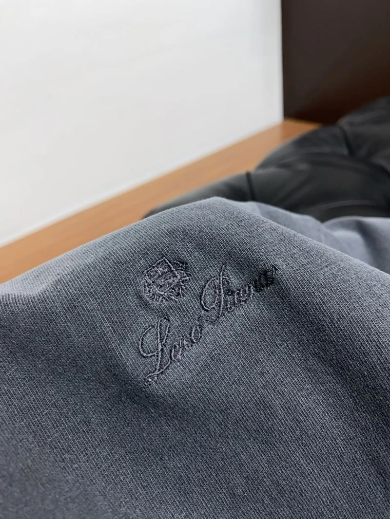 Attractive Loro Piana Short Suits 160363