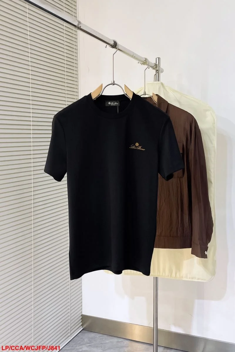 Loro Piana T-Shirts OnTrend 164072