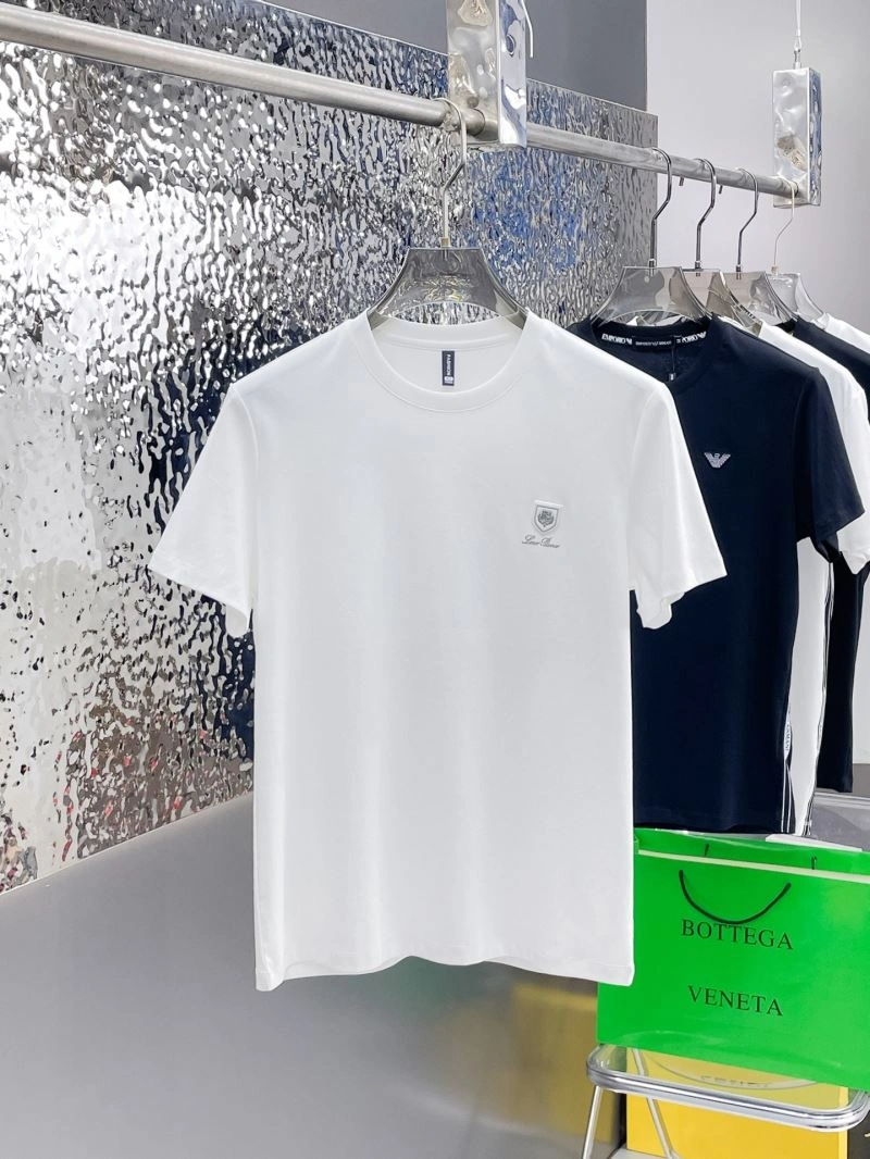 Loro Piana T-Shirts Chic 162635