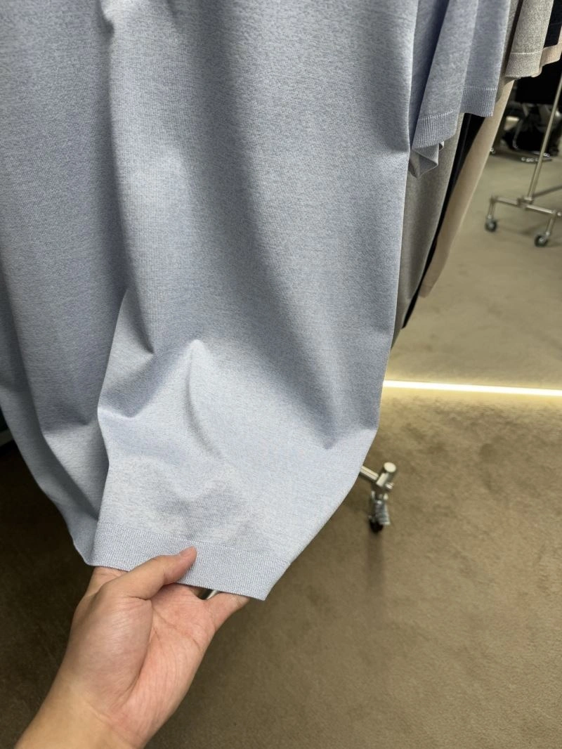 Loro Piana T-Shirts WellDesigned 162601