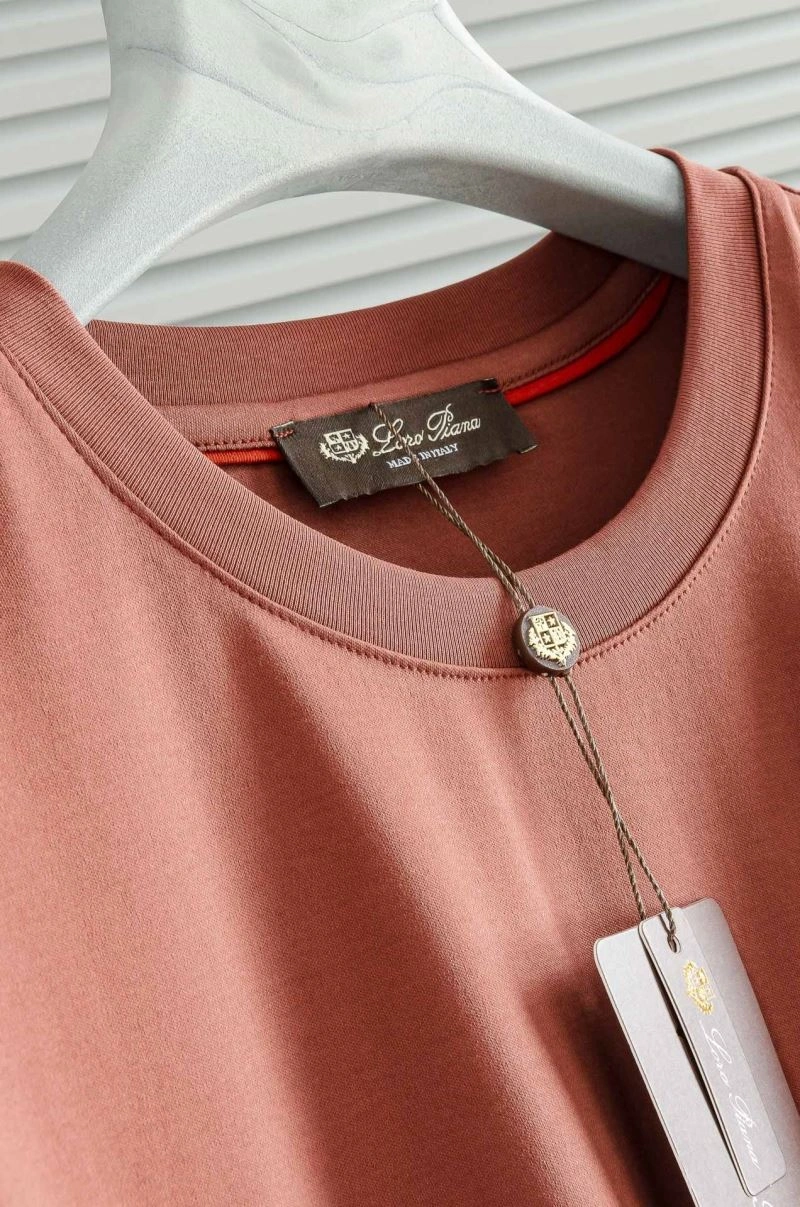Loro Piana T-Shirts Seasonal 162584