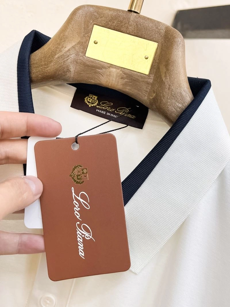 Loro Piana T-Shirts FashionForward 162550