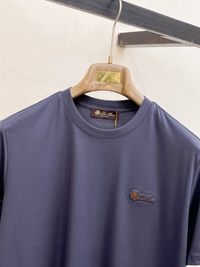 Chic Loro Piana T-Shirts 161546