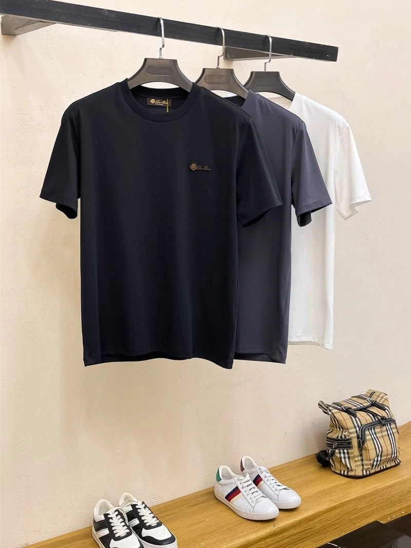 Chic Loro Piana T-Shirts 161546