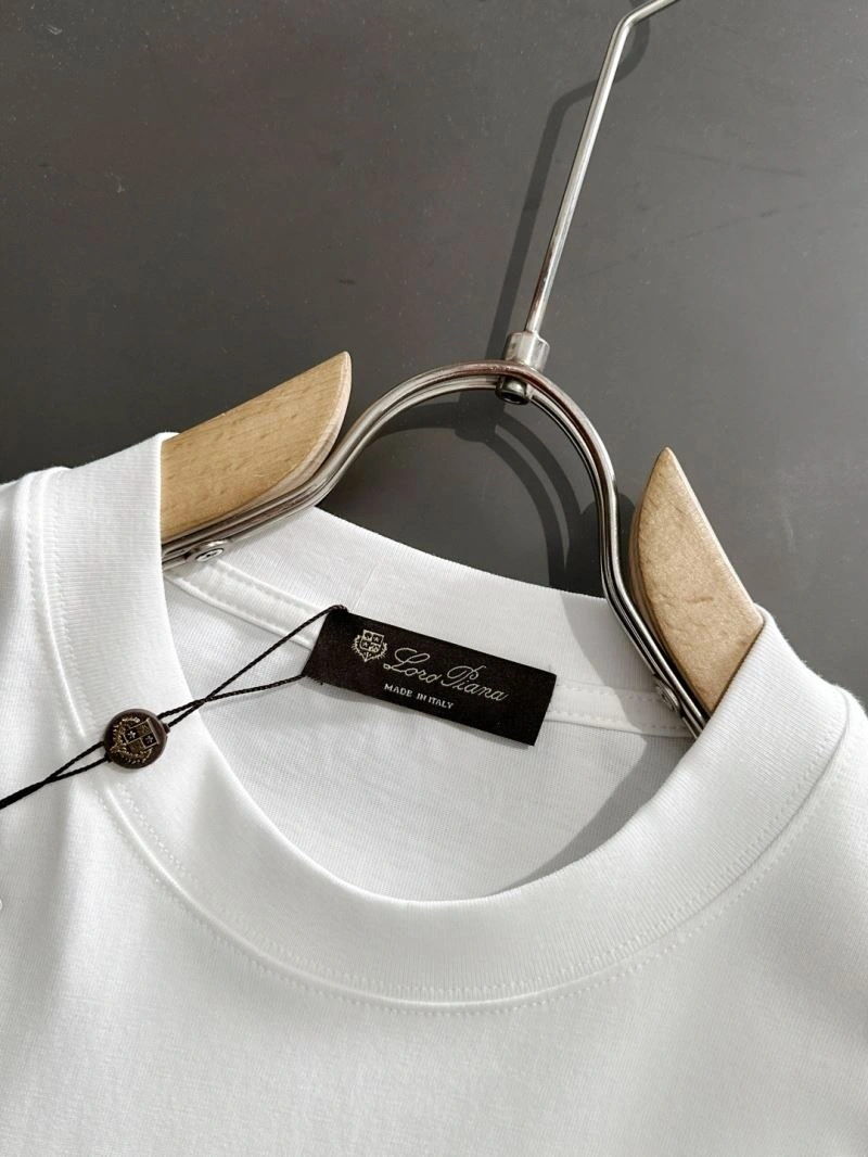 Sustainable Loro Piana T-Shirts 161517