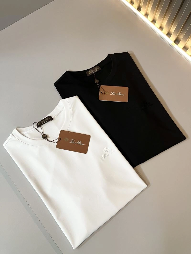 Loro Piana T-Shirts TimelessDesign 161480