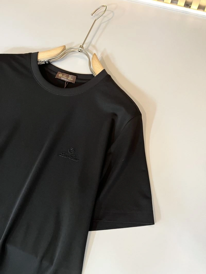 Loro Piana T-Shirts TimelessDesign 161480