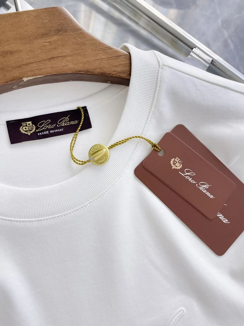 Loro Piana T-Shirts GoAnywhere 161456