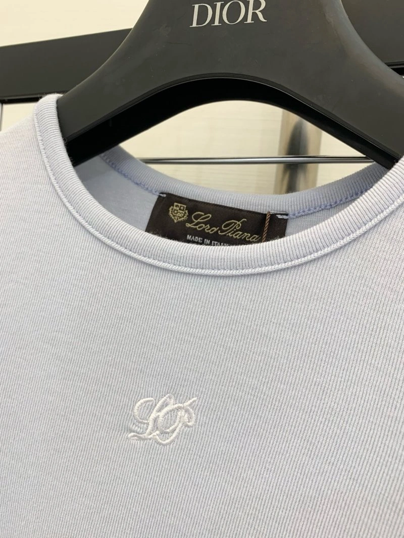 Loro Piana T-Shirts Youthful 149397