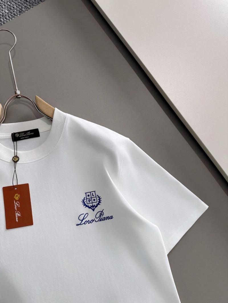 Snug Loro Piana T-Shirts 160290