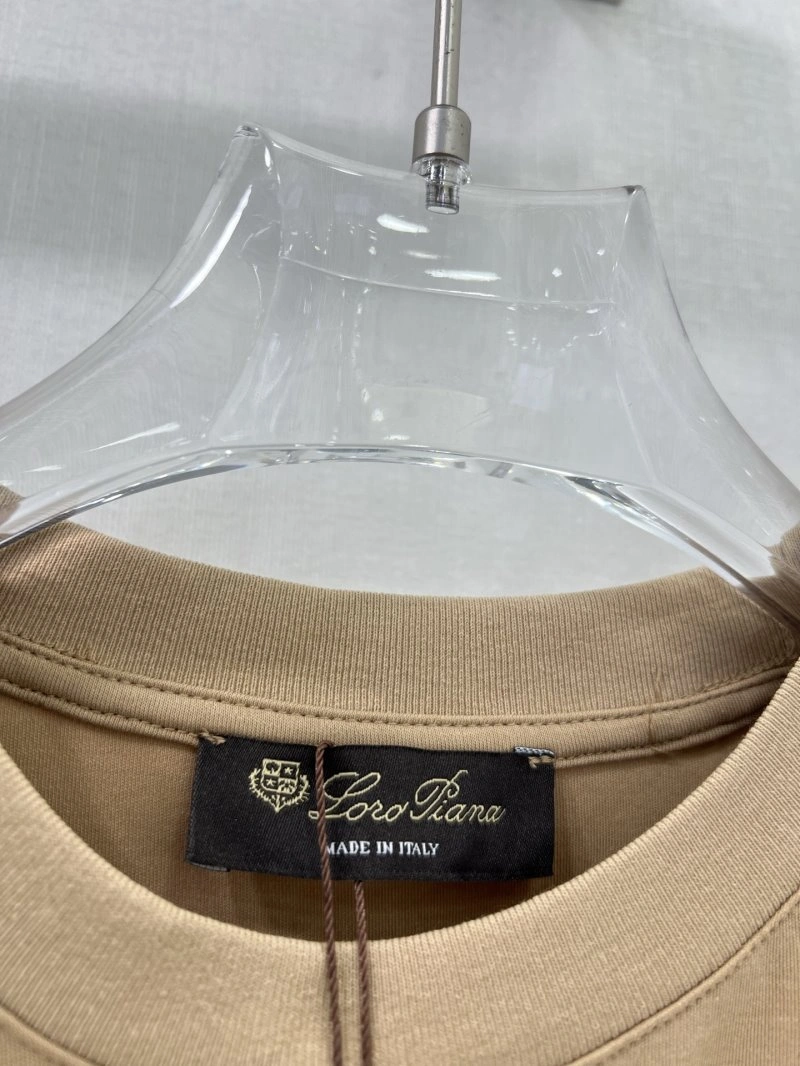 Loro Piana T-Shirts Elegant 154681