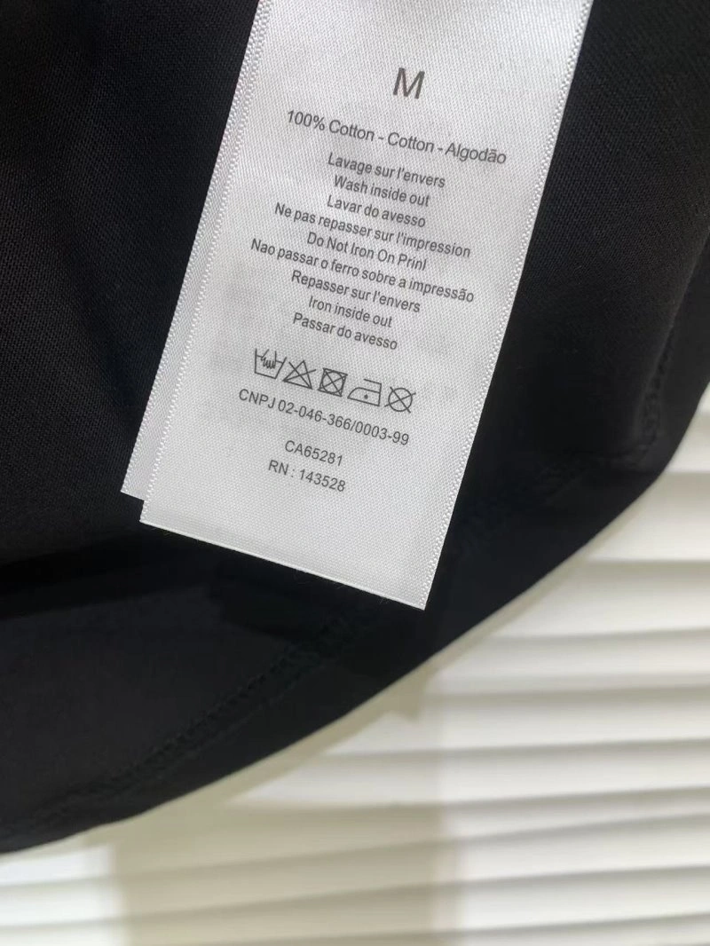 WellDesigned Loro Piana T-Shirts 154676