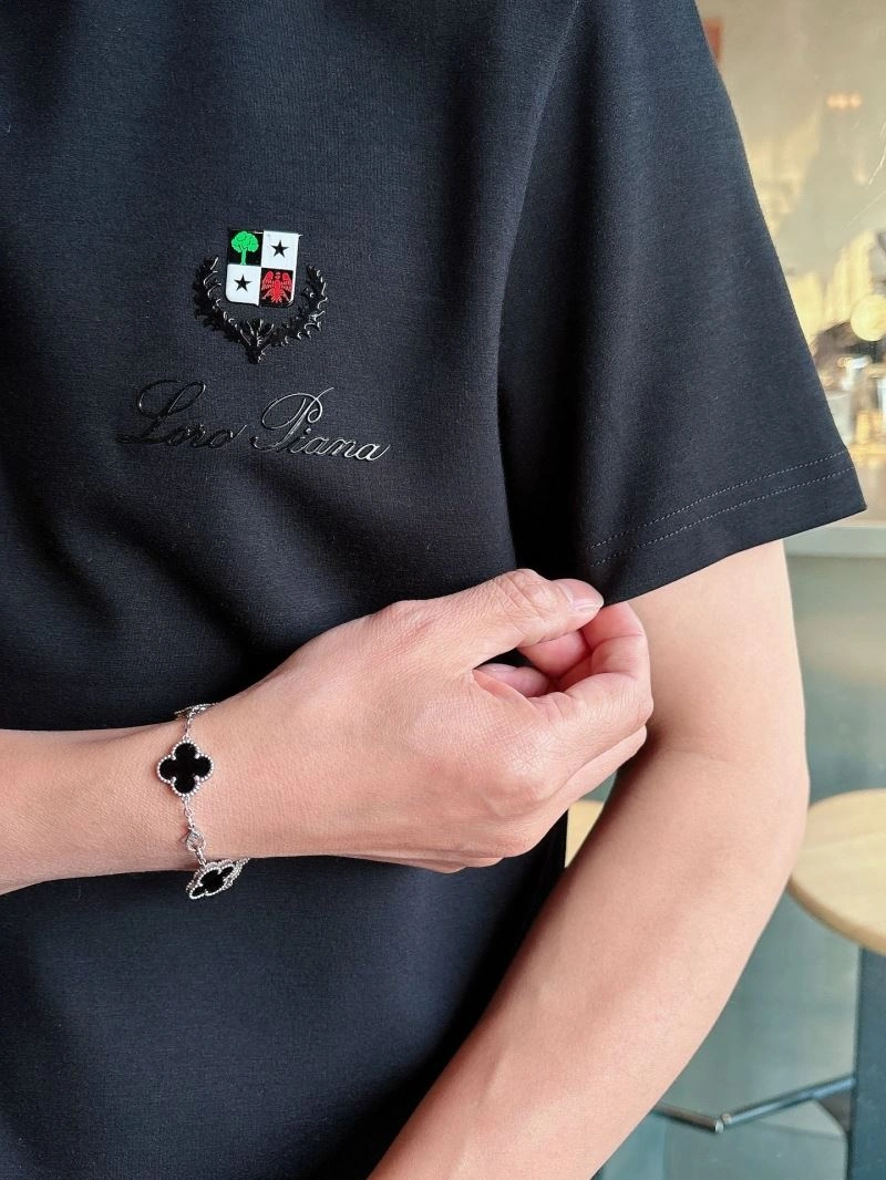 Loro Piana T-Shirts Durable 159198