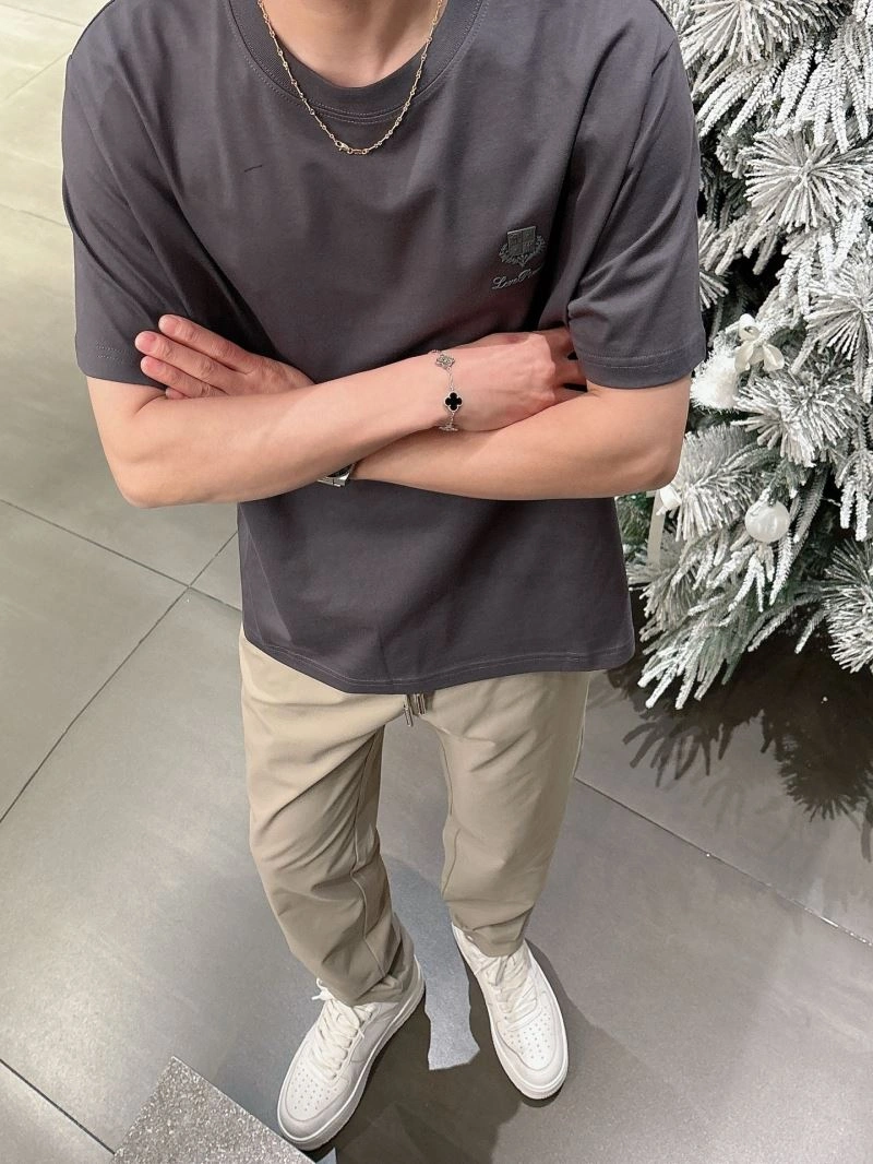 Loro Piana T-Shirts AllSeason 159249