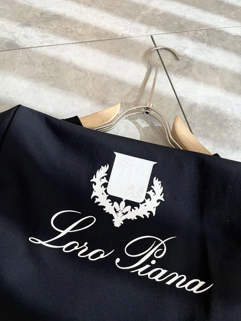 Loro Piana T-Shirts Flexible 159178