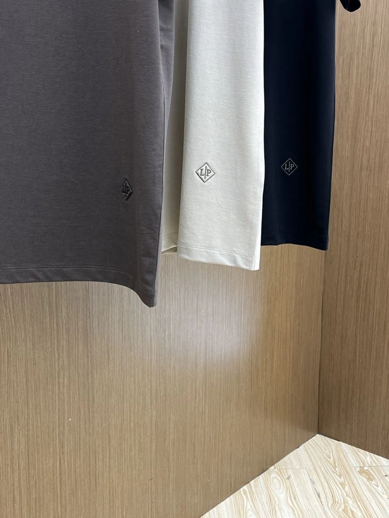 Loro Piana T-Shirts WellDesigned 159252