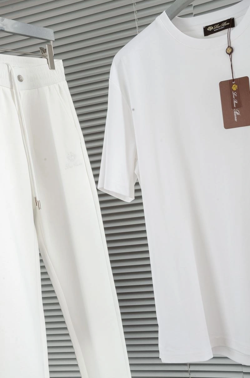 Loro Piana T-Shirts Youthful 159147
