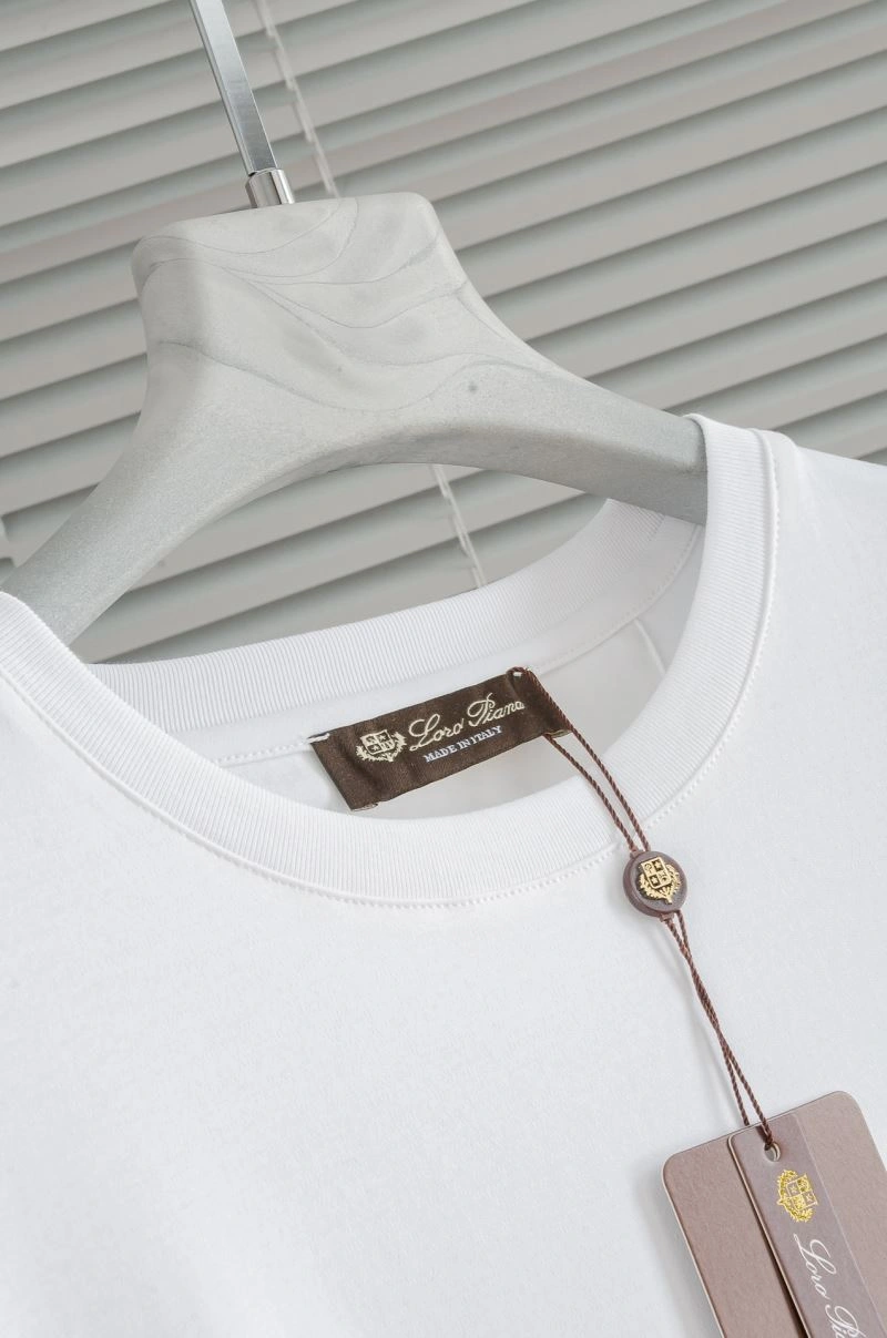 Loro Piana T-Shirts Youthful 159147