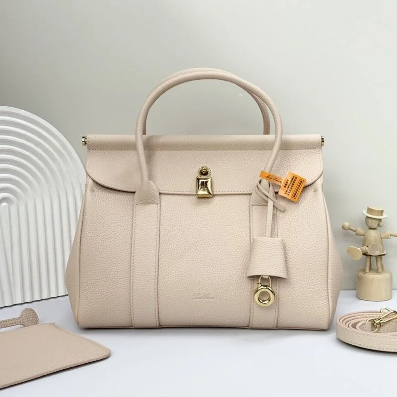 Sporty Loro Piana Top Handle Bags 44150