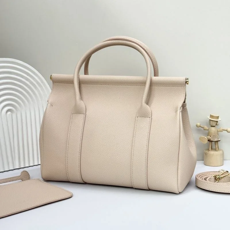 Sporty Loro Piana Top Handle Bags 44150
