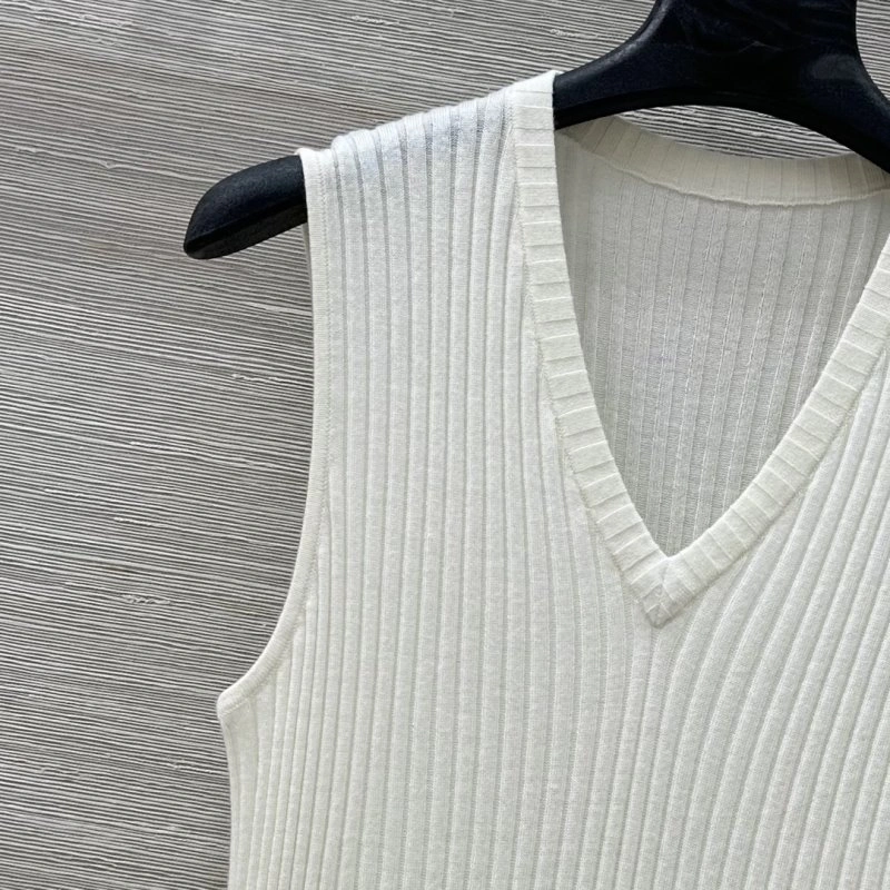 Versatile Loro Piana Vest 151508