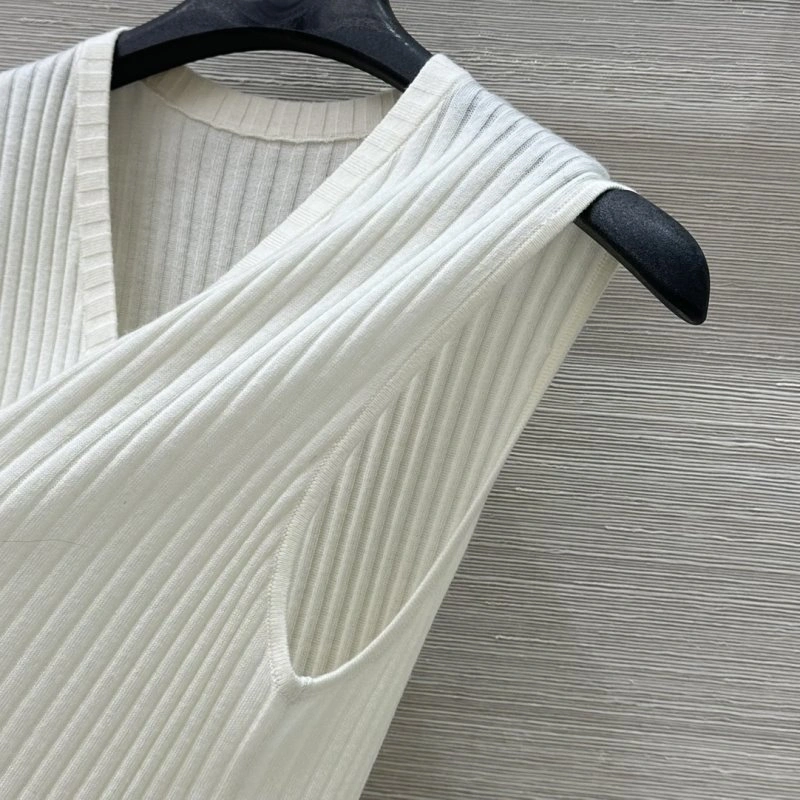 Versatile Loro Piana Vest 151508