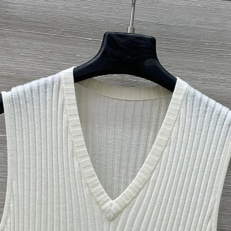 Versatile Loro Piana Vest 151508