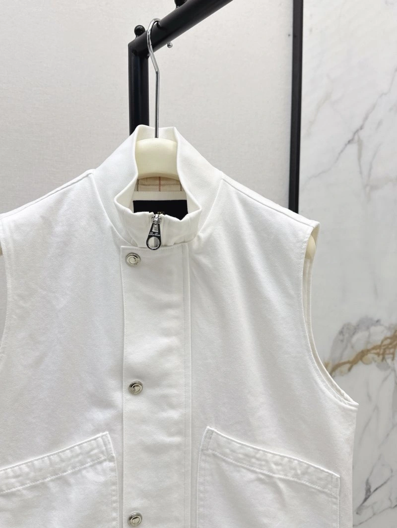 Elegant Loro Piana Vest 149381