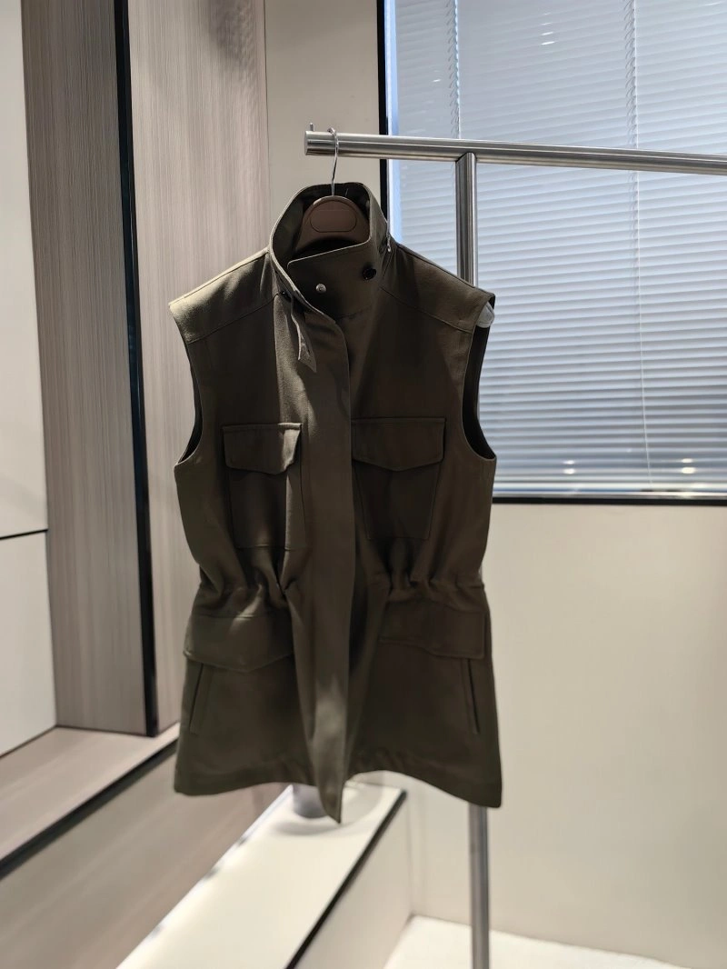Elegant Loro Piana Vest 154720