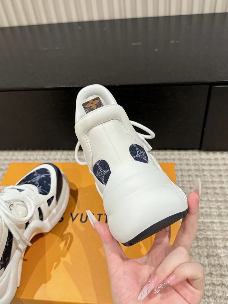 Bright Louis Vuitton Archlight Shoes 32469