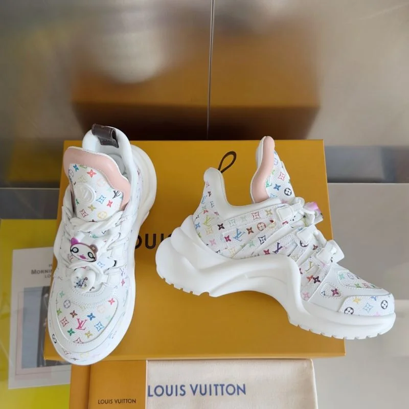 Fashionable Louis Vuitton Archlight Shoes 32014