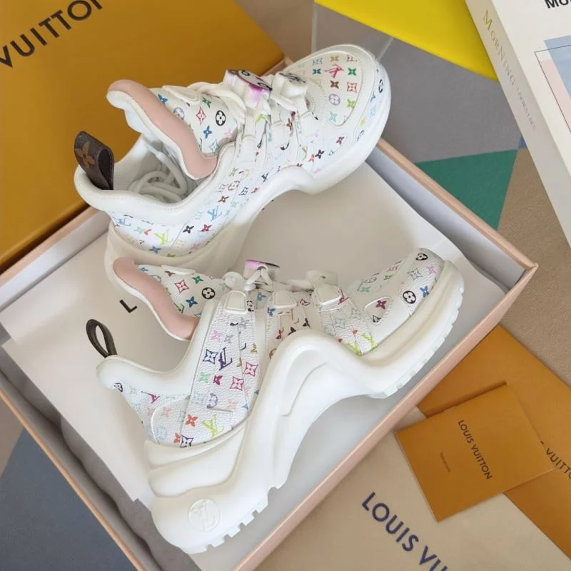 Fashionable Louis Vuitton Archlight Shoes 32014