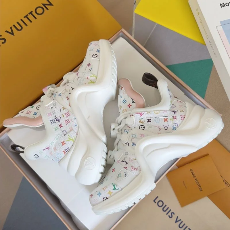 Fashionable Louis Vuitton Archlight Shoes 32014