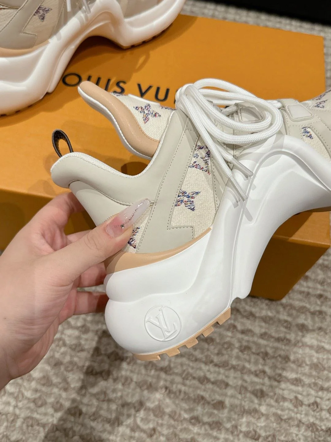 Attractive Louis Vuitton Archlight Shoes 31336