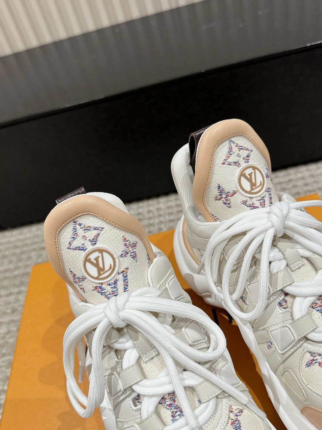 Attractive Louis Vuitton Archlight Shoes 31336