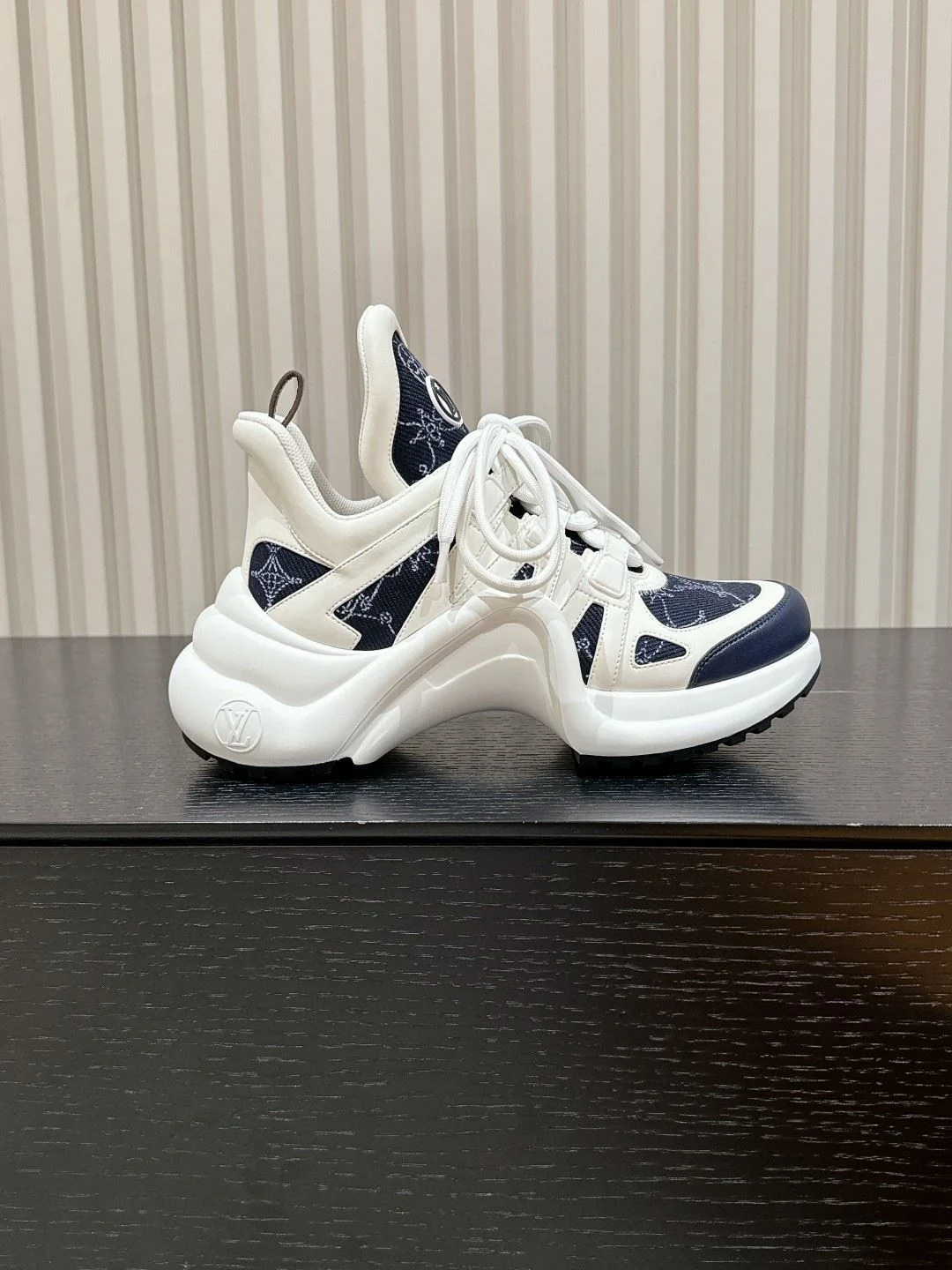 Louis Vuitton Archlight Shoes TimelessDesign 31338