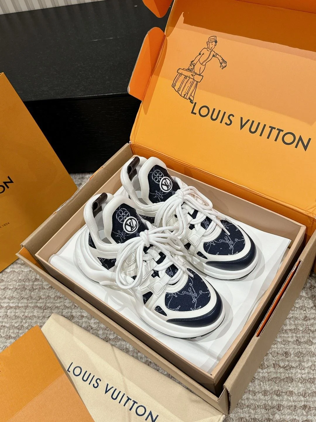 Louis Vuitton Archlight Shoes TimelessDesign 31338