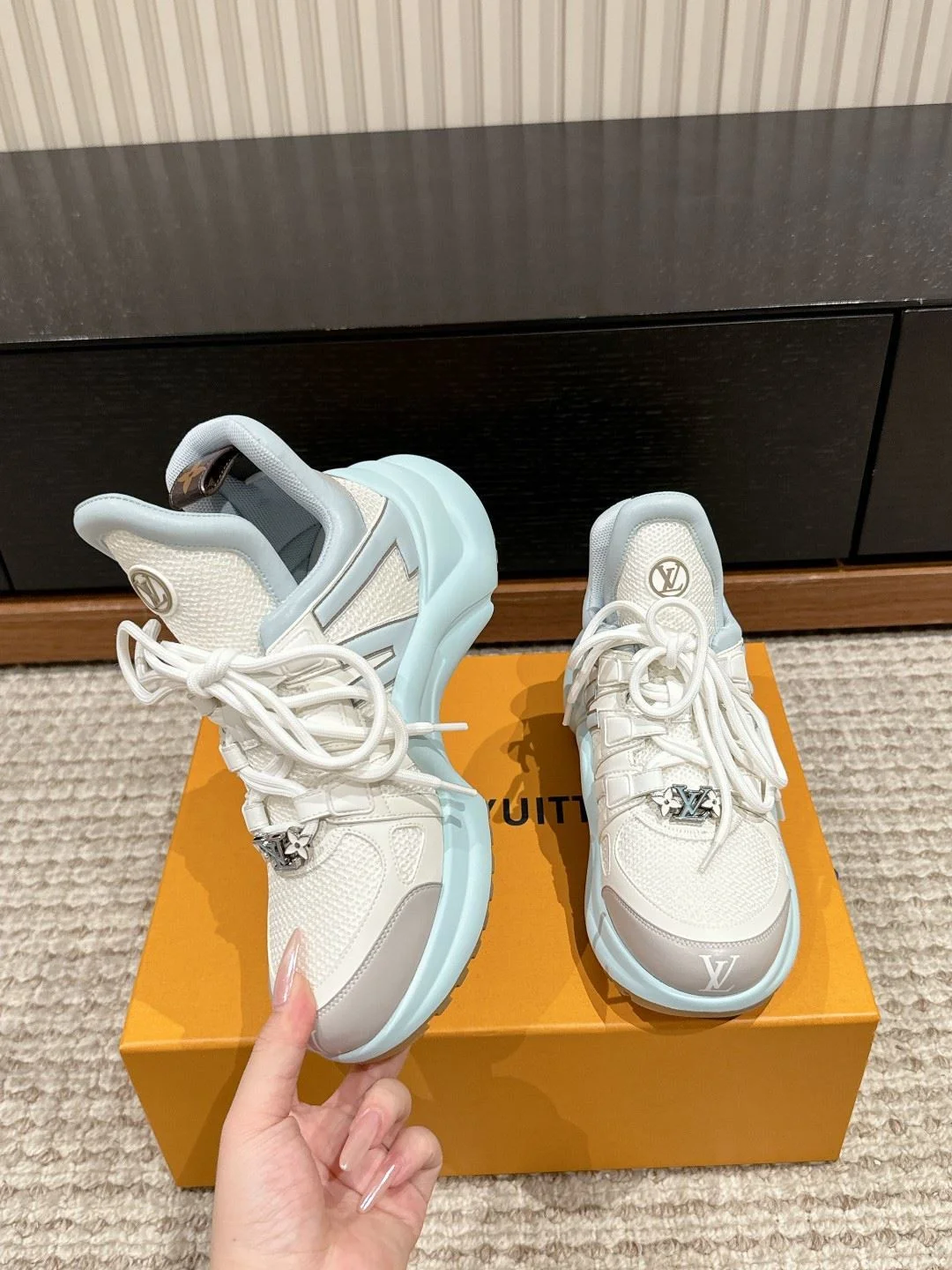 Louis Vuitton Archlight Shoes Upgraded 31324
