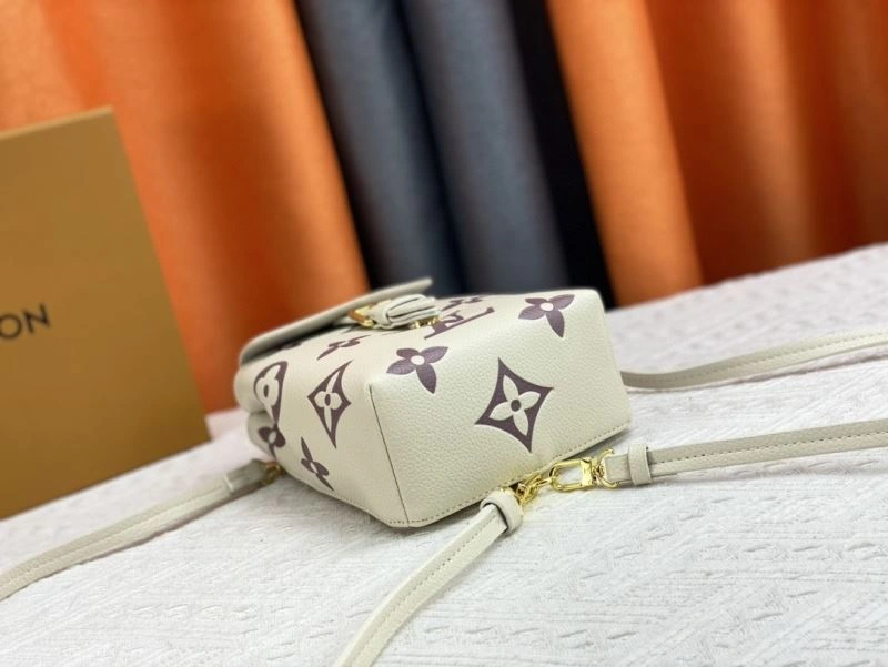 Breathable Louis Vuitton Backpacks 80497
