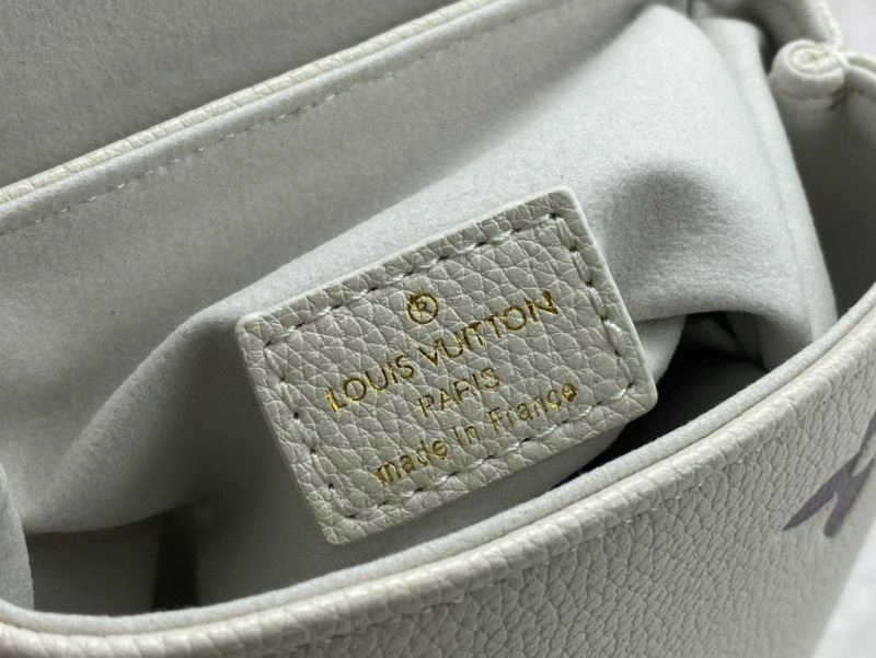 Breathable Louis Vuitton Backpacks 80497