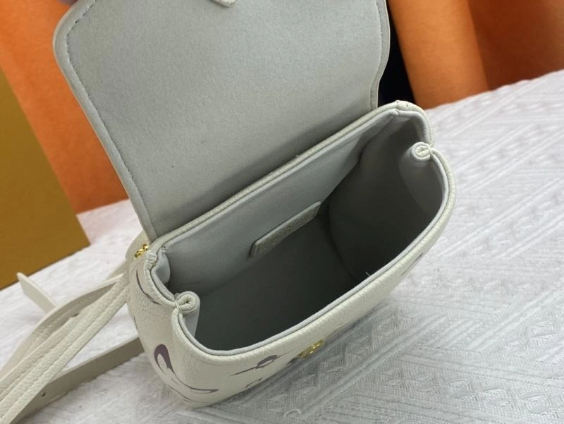 Breathable Louis Vuitton Backpacks 80497