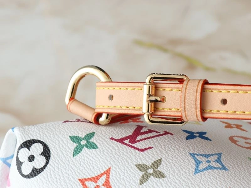 Louis Vuitton Backpacks ModernLook 80502