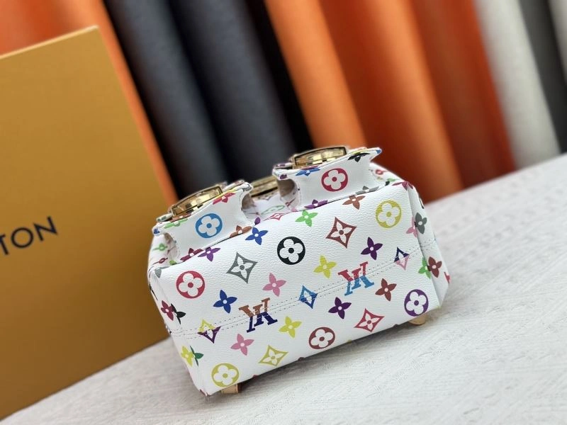 Louis Vuitton Backpacks FreshLook 80480