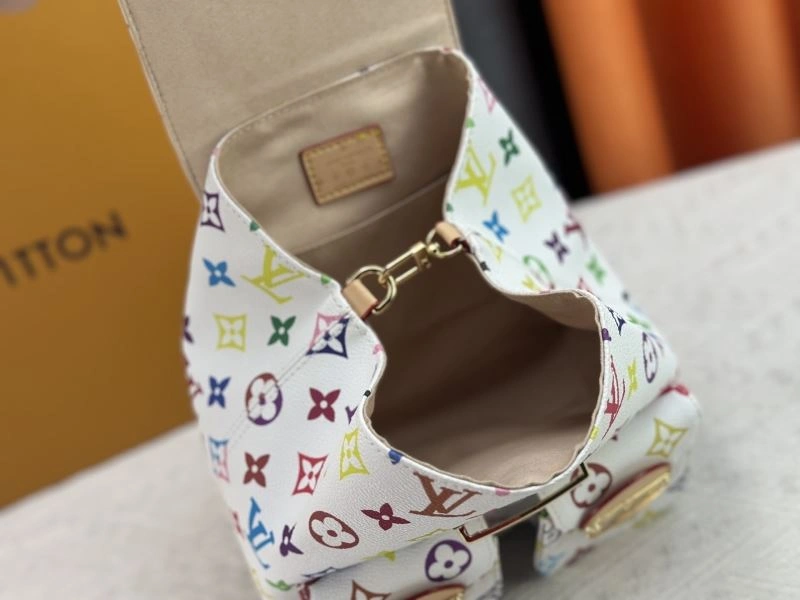 Louis Vuitton Backpacks FreshLook 80480