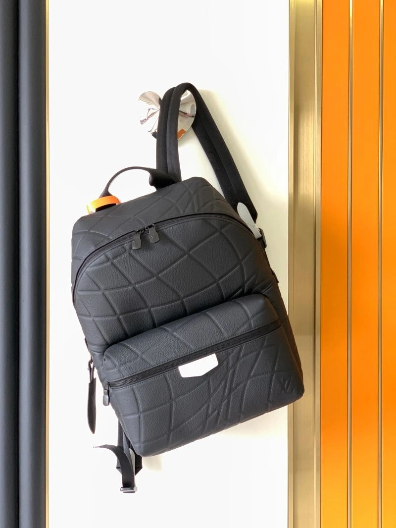 Louis Vuitton Backpacks Vibrant 94445