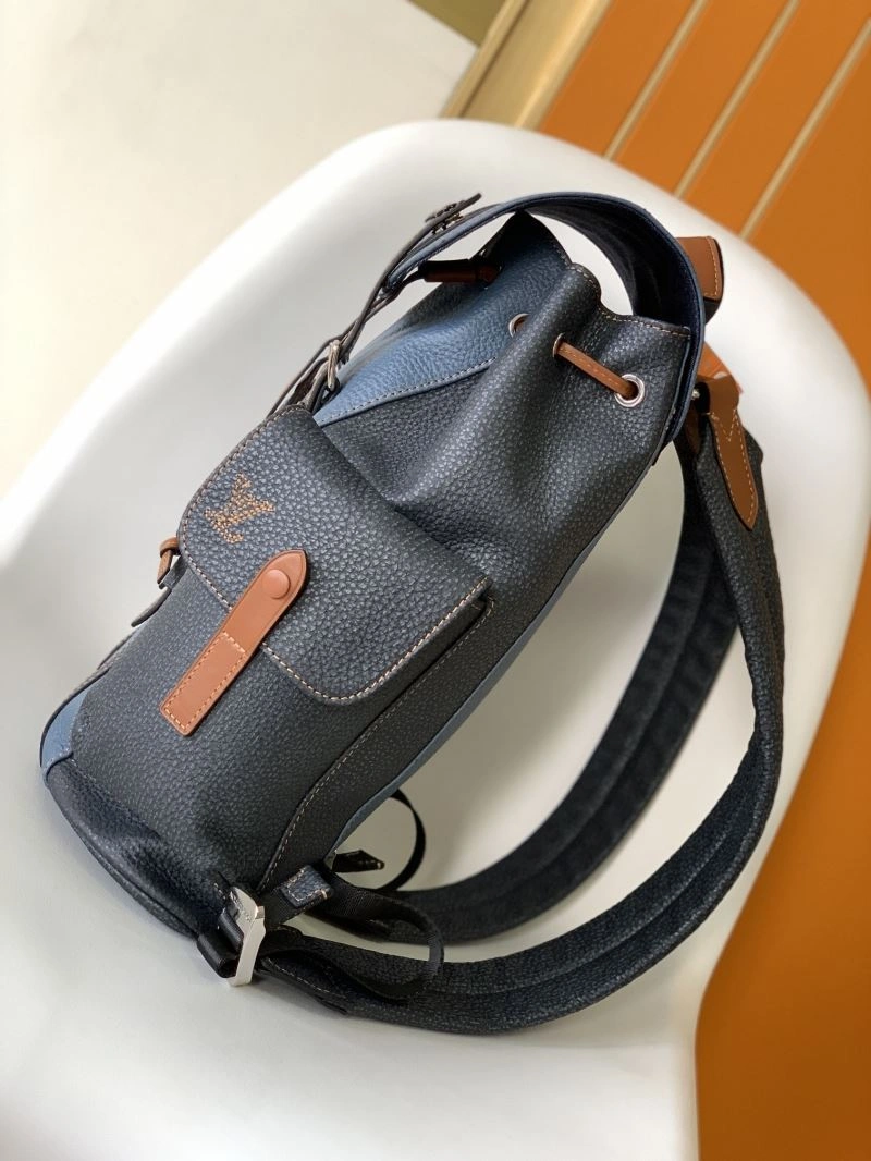 Louis Vuitton Backpacks Cozy 94451
