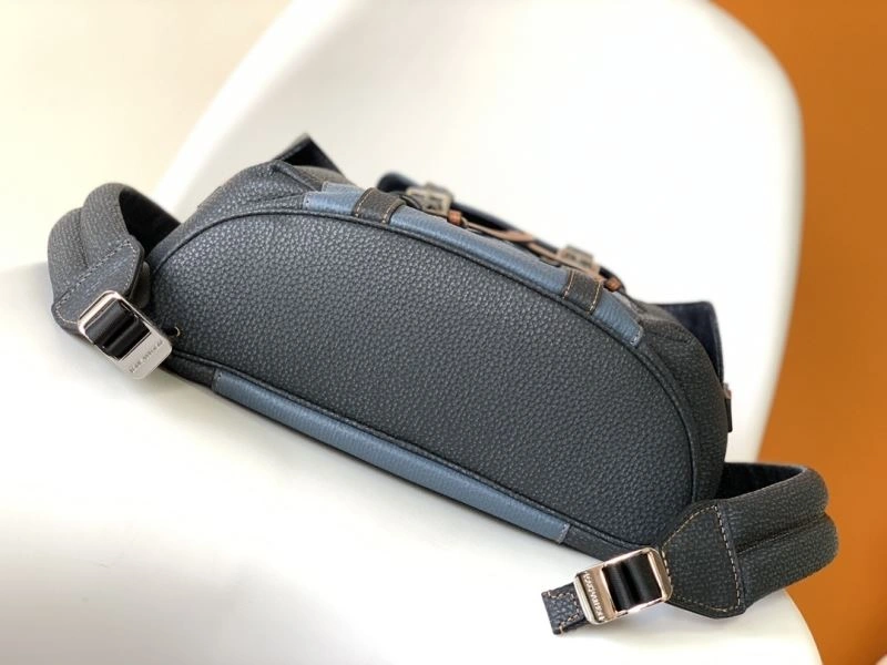 Louis Vuitton Backpacks Cozy 94451