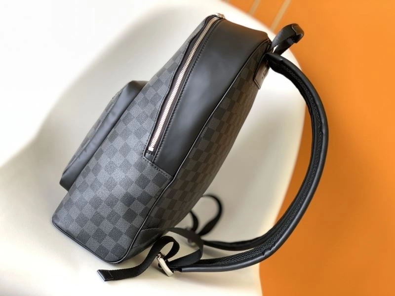 Louis Vuitton Backpacks MoistureWicking 94437
