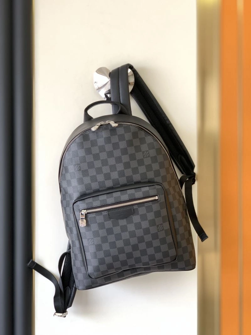 Louis Vuitton Backpacks MoistureWicking 94437