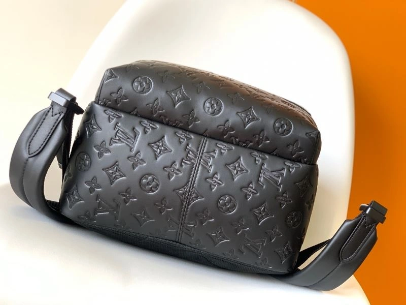 FashionForward Louis Vuitton Backpacks 94436